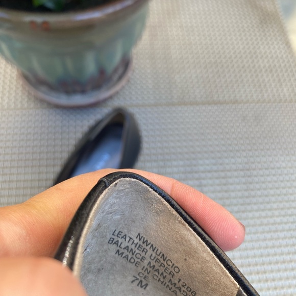 Nine West Black Pumps Rarely Worn Excellent condition Very Pointy Very Sexy Hot! - Picture 4 of 7